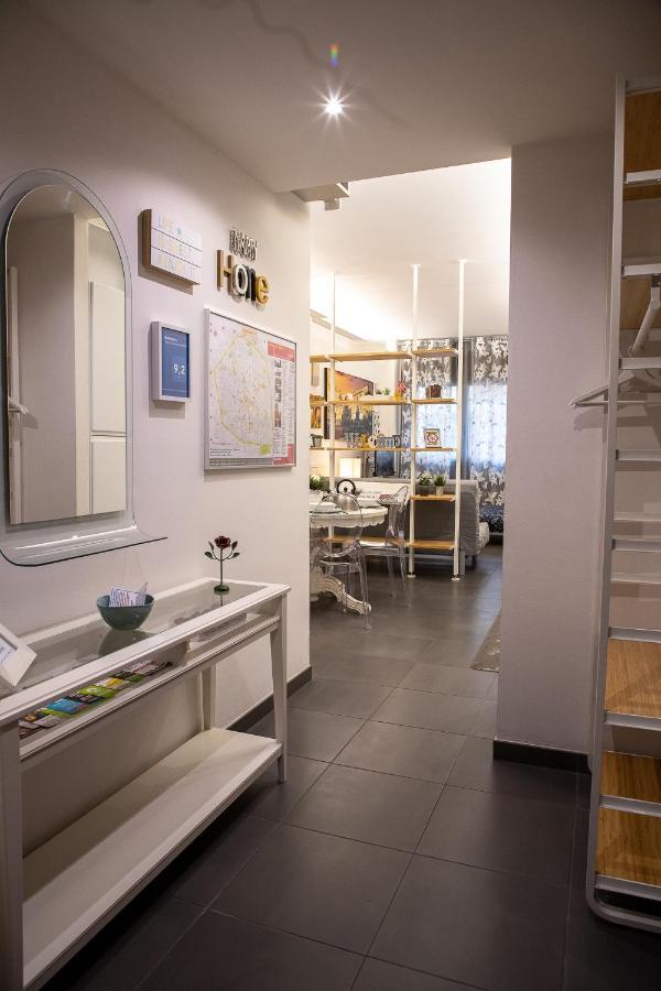 Happy Home Bo Centro Free Private Parking โบโลญญา ภายนอก รูปภาพ